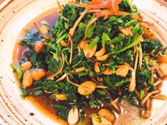 青年拌菜-青年公社烤鸭(宝杨宝龙广场店)