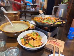 -富正毅三下锅·湘西韵味(天门山索道店)