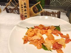 -四海一家自助餐(益田假日广场店)