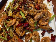 -老码头黑皮肘子锅包肉(赣水路店)