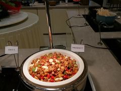 -南郊宾馆·风味自助餐厅·山东十六地市特色菜