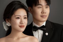 点击看大图 -苏雅影像蒙古婚纱摄影工作室