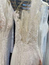 -Flora婚纱礼服定制租赁店