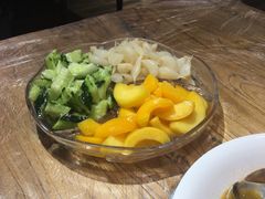 冰镇黄桃-兄弟龙虾(胜太路总店)