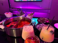 -唯爱KTV聚会餐厅(仙林东城汇店)
