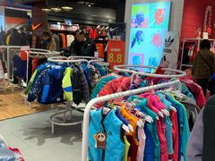 -宝大祥青少年儿童购物中心(南京东路店)