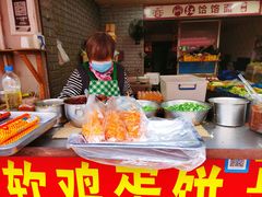 -正宗杂粮煎饼香软鸡蛋饼