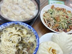-雪琴面馆富安特色鱼汤面(城中花园店)
