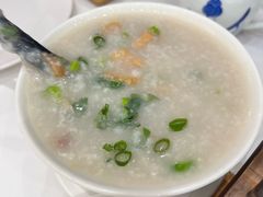 牛肉滑蛋粥-广州酒家(昌岗地铁站店)