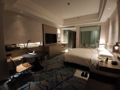 -上海漕河泾万丽酒店