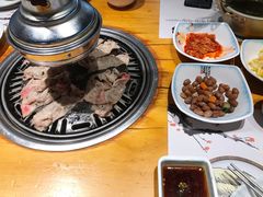 -唯成•韩国炭火烤肉 유성고기