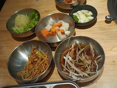 -极简·炭火烤肉主题餐厅·龙虾烧烤·烤羊排(宝龙店)