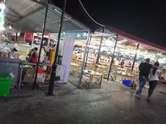 -大学城夜市