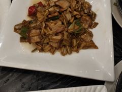 酸笋炒牛肉-美极鲜食坊(宝安南路店)