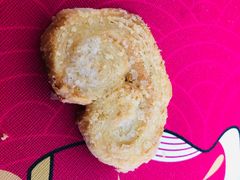 蝴蝶酥-上海哈尔滨食品厂(淮海中路店)