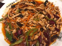 鱼香肉丝-吴记酱骨炖菜馆(西大直街店)
