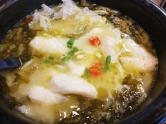 -灵芝妹子海鲜米线(香炉礁山姆店)