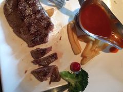 -绿茵阁牛扒餐厅(客村店)