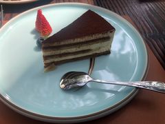 -Golden Lily河内巴黎法越料理餐厅(建国西路店)