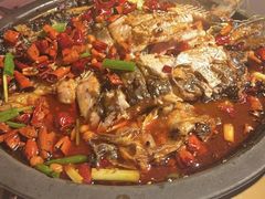 -鸣记脆皮烤鱼·海鲜烤鱼(三八广场店)