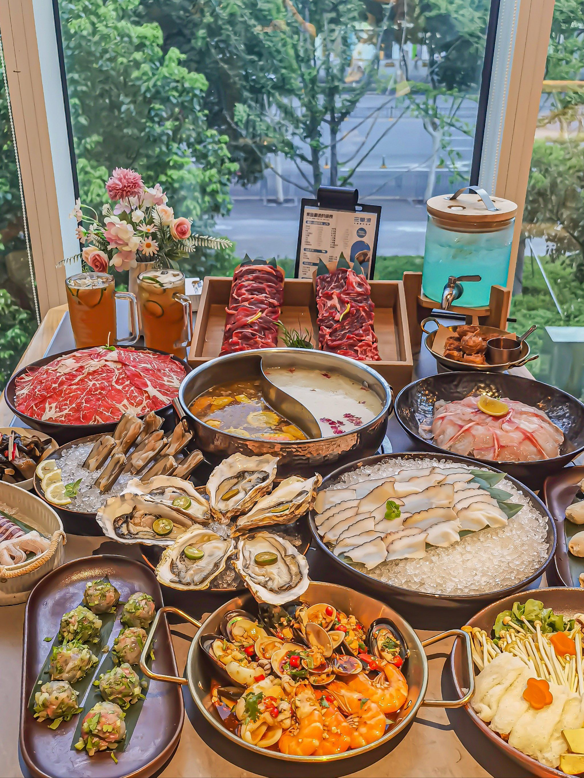 在武汉!会反复来吃的海鲜打边炉