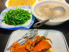 -鑫悦楼煎蟹·16年海鲜大排档