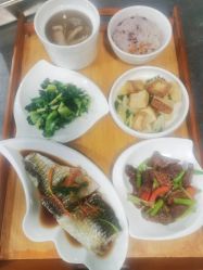 -卓玥国际月子会所(罗山路店)