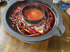 -黄潇洒老火锅(九眼桥宏济巷店)