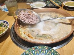 -洱火云南酸菜牛肉火锅(石景山当代商城店)