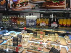 面包甜点陈列柜-巴黎贝甜(常德路店)