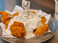 -W COLLECTIVE  DESSERT SHOP