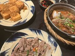 -Cuc Gach Quan Restaurant