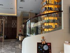 -深圳龙华大浪商业中心亚朵X酒店