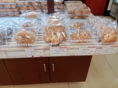 -红宝石·鲜奶小方·海派西点房(万航店)