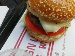 -The Habit Burger Grill 哈比特汉堡(爱琴海店)