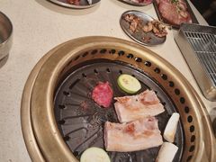-蚂蚁洞·烤肉大营地(上海静安大悦城店)
