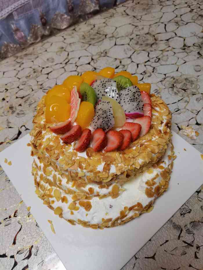 乔治香颂(华润店)-"味道不错,小孩非常喜欢,但太小了,适合小.