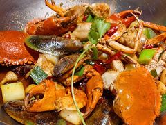 -七欣天香辣蟹火锅(无锡金太湖国际城店)