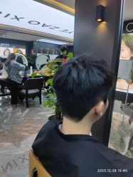 -藤野造型·专业烫染店