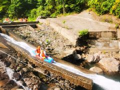 -安吉龙王山峡谷漂流