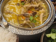 -古都历食南京菜·烤鸭·鸭血粉丝·汤包(南京博物院店)