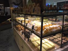 面包甜点陈列柜-拉那巴米 蛋糕定制(世纪东方广场店)