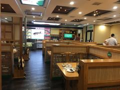 大堂-咱屯子铁锅炖直营店(保利店)