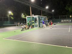 -快网网球俱乐部(徐汇爱建园店)