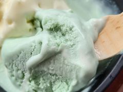 哈密瓜冰淇淋-神州半岛喜来登度假酒店·盛宴汉堡·战斧牛排·后安粉