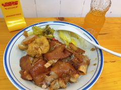 -明姨仔潮汕美食·碳炉猪脚·汕尾牛腩饭·起片鸡煲(起义路店)