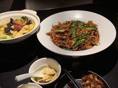 老头儿油爆河虾（招牌王）-老头儿油爆虾·1987杭州烟火味(湖滨银泰in77D区店)