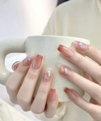 -桃色美甲沙龙