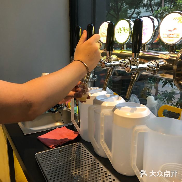 优布劳精酿酒馆(荷花路店)图片