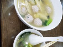 生汆丸子汤-子午路张记肉夹馍(翠华路店)